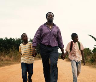 Umbra tatălui meu (My Father’s Shadow, Akinola Davies Jr.)